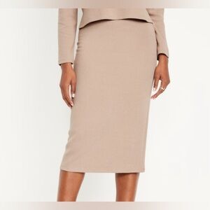 NEW - Old Navy Rib-Knit Midi Skirt. Color: Tan. X-Large Tall